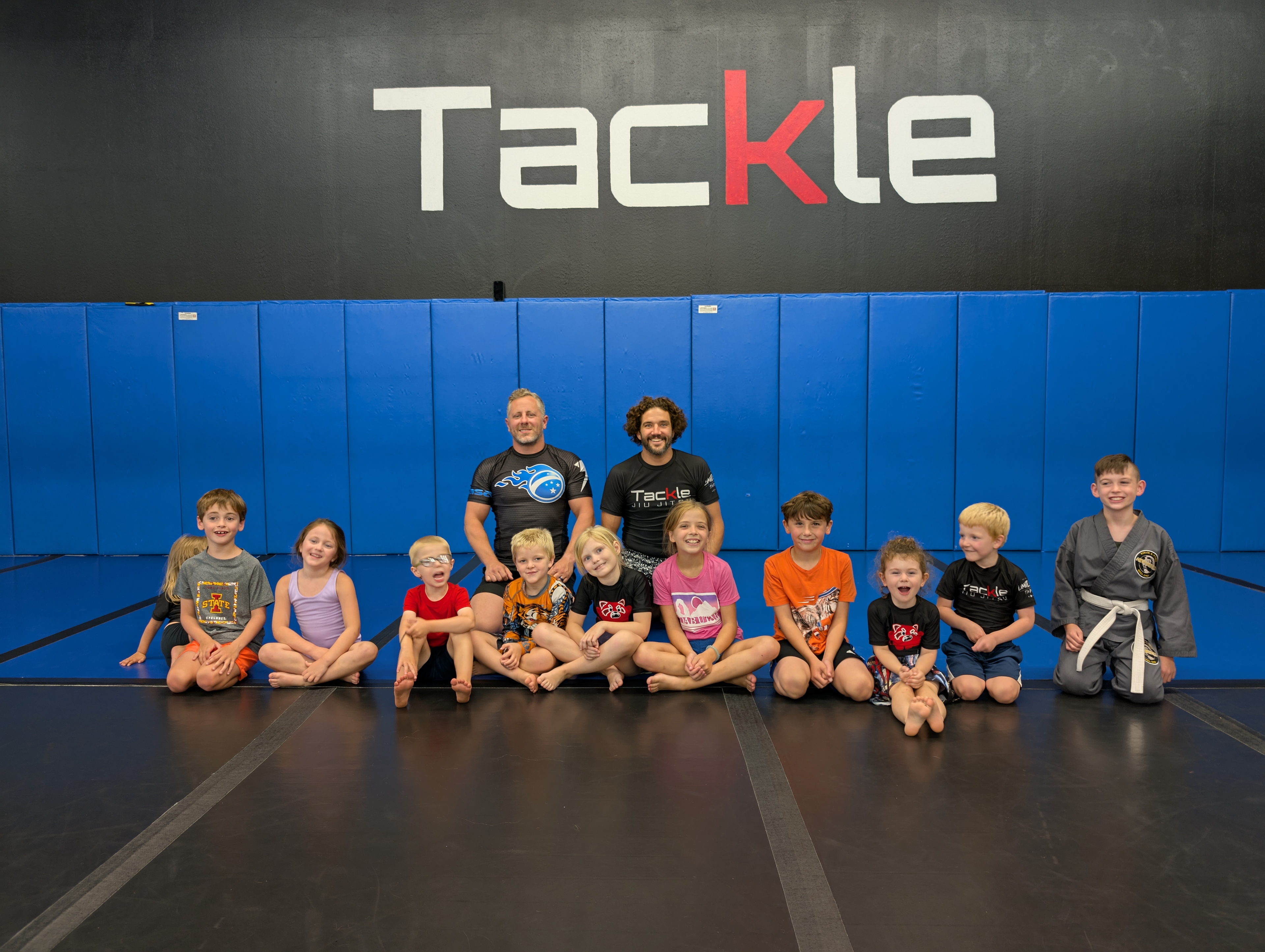 A class picture of the kids class at Tackle Jiu Jitsu