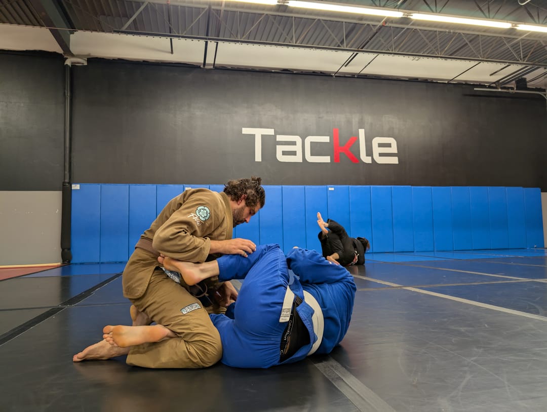 A class picture of the kids class at Tackle Jiu Jitsu