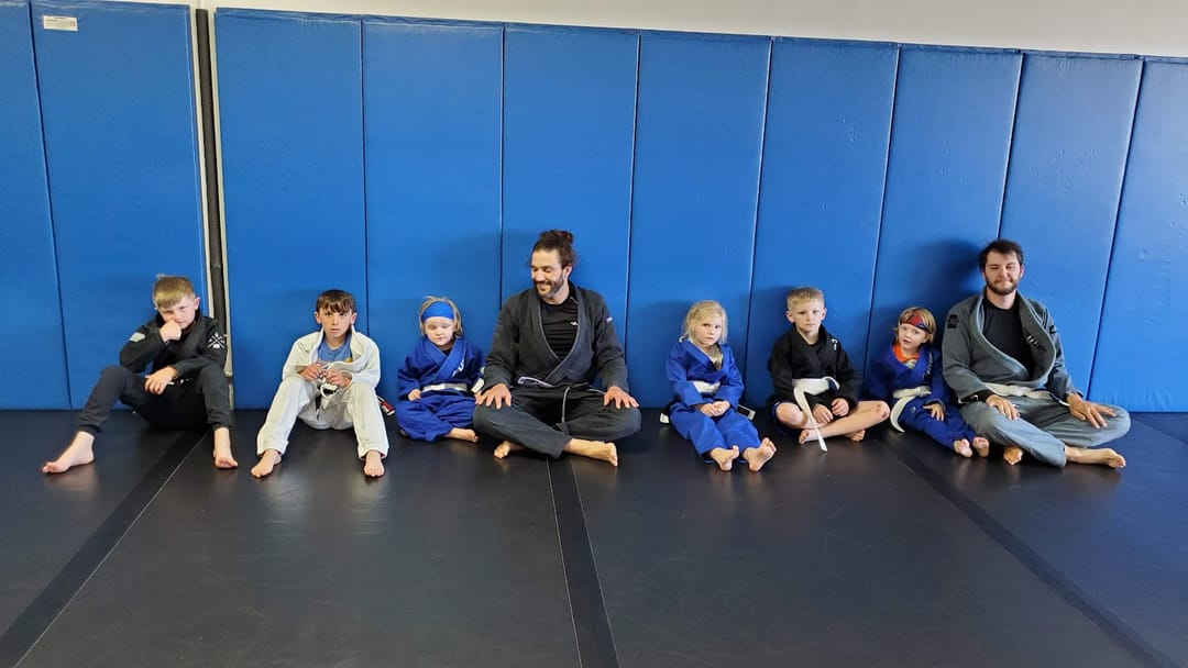A class picture of the kids class at Tackle Jiu Jitsu